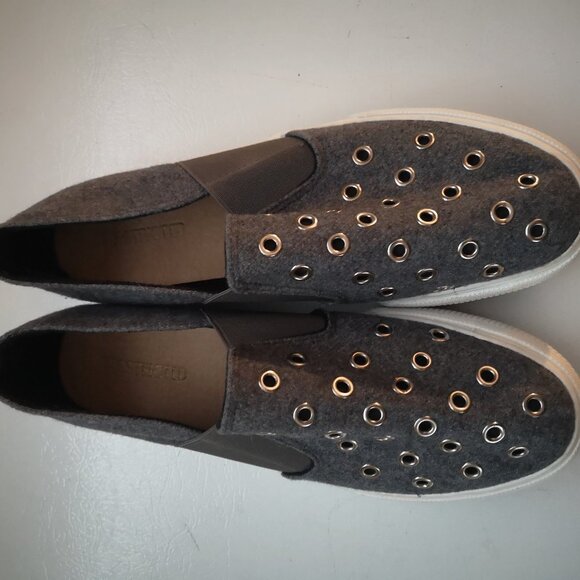 Restricted Ladies Size 9 Slip On Grey with Metal Detail Sneakers - Picture 1 of 4